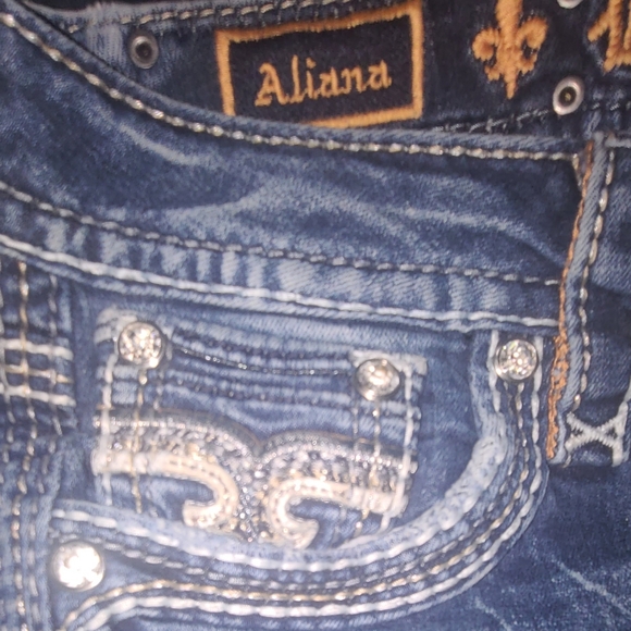 Women's Rock Revival Aliana 29x25.5 Straight - Picture 2 of 8